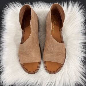 🧡✨ FREE PEOPLE MONT BLANC Tan Leather Flats 37
